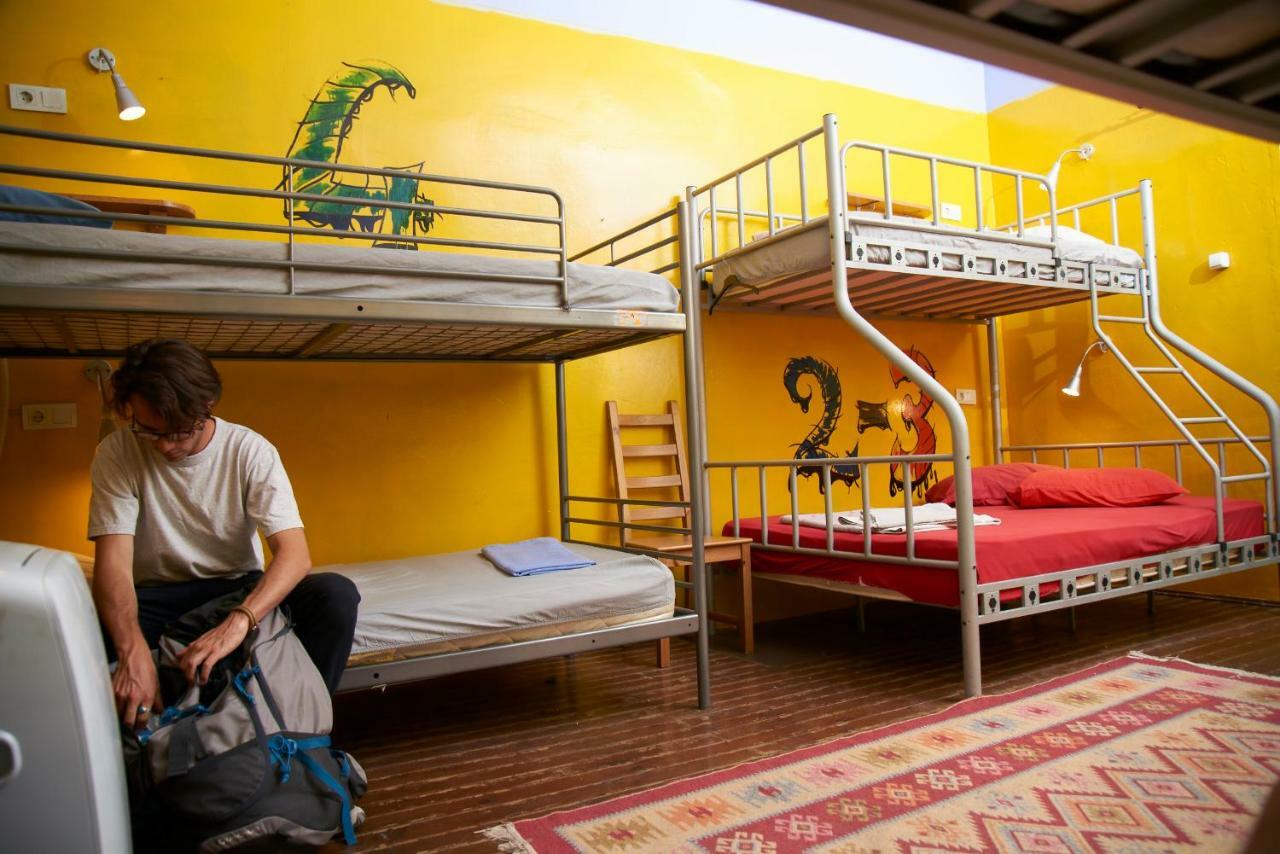 Chillout Lya Hostel & Lounge Istanbul Bagian luar foto